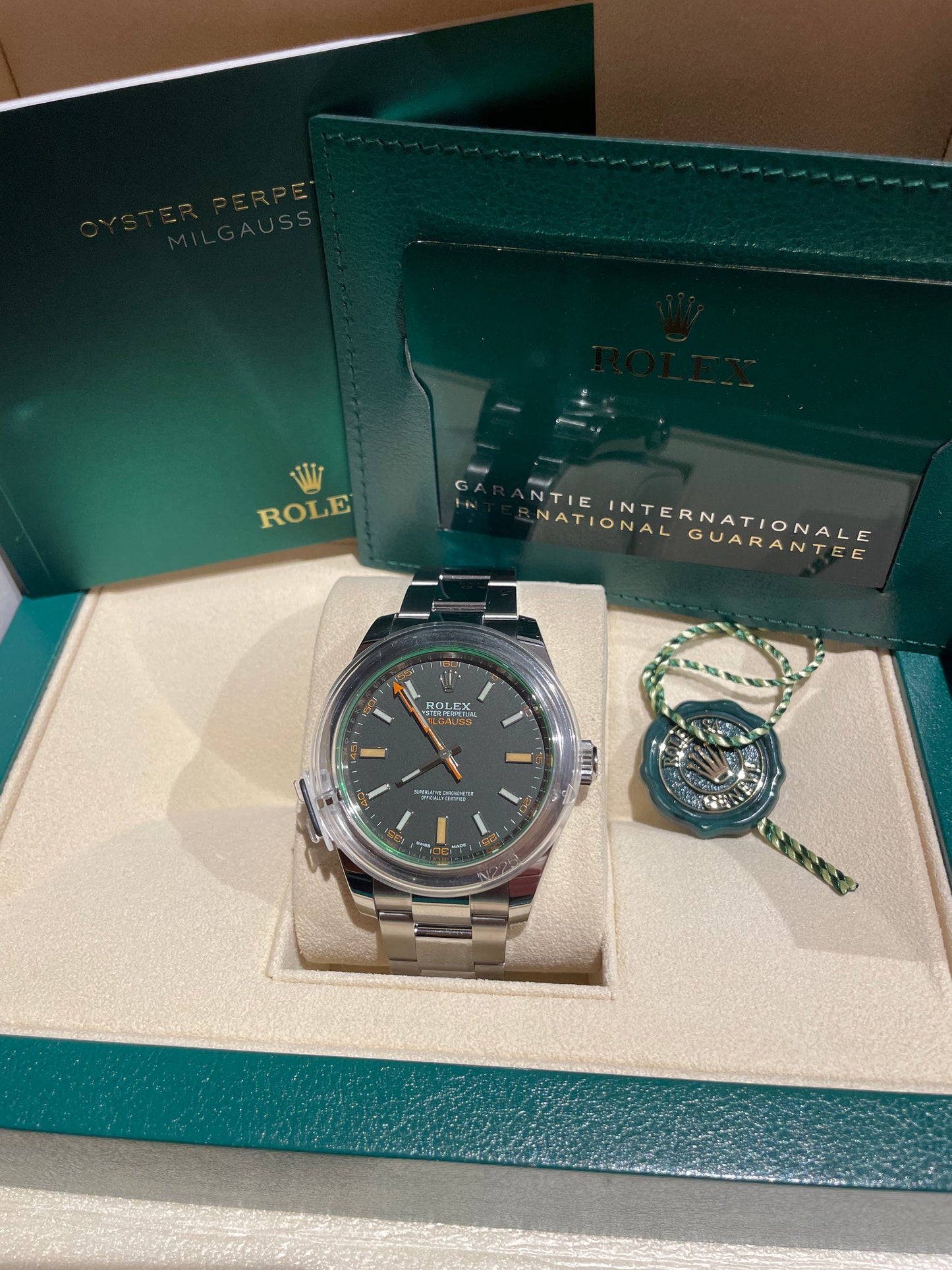 ROLEX MILGAUS 116400GV FULL SET 2022