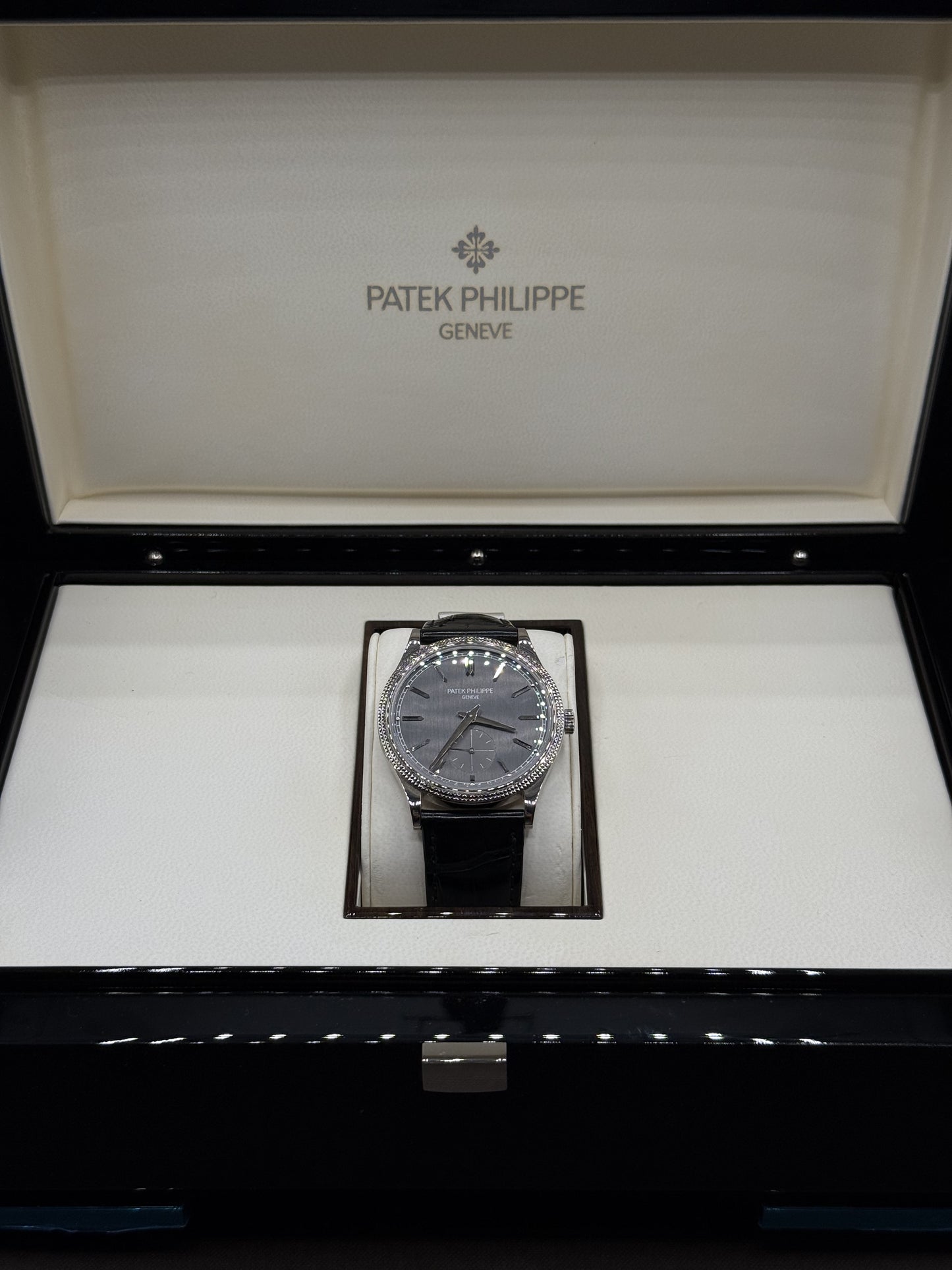 PATEK PHILIPPE CALATRAVA 6119G ANNO 2022