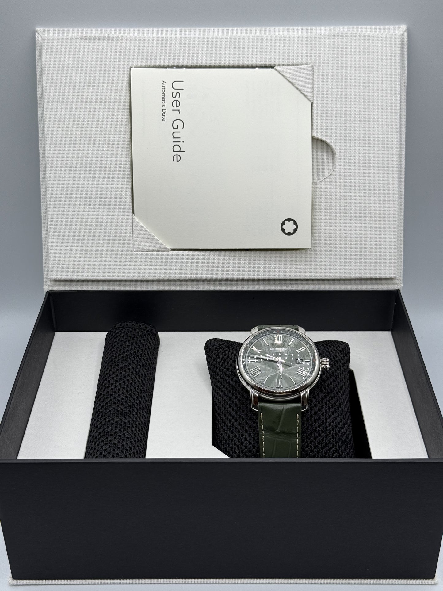 MONTBLANC STAR LEGACY 132948 ANNO 2024