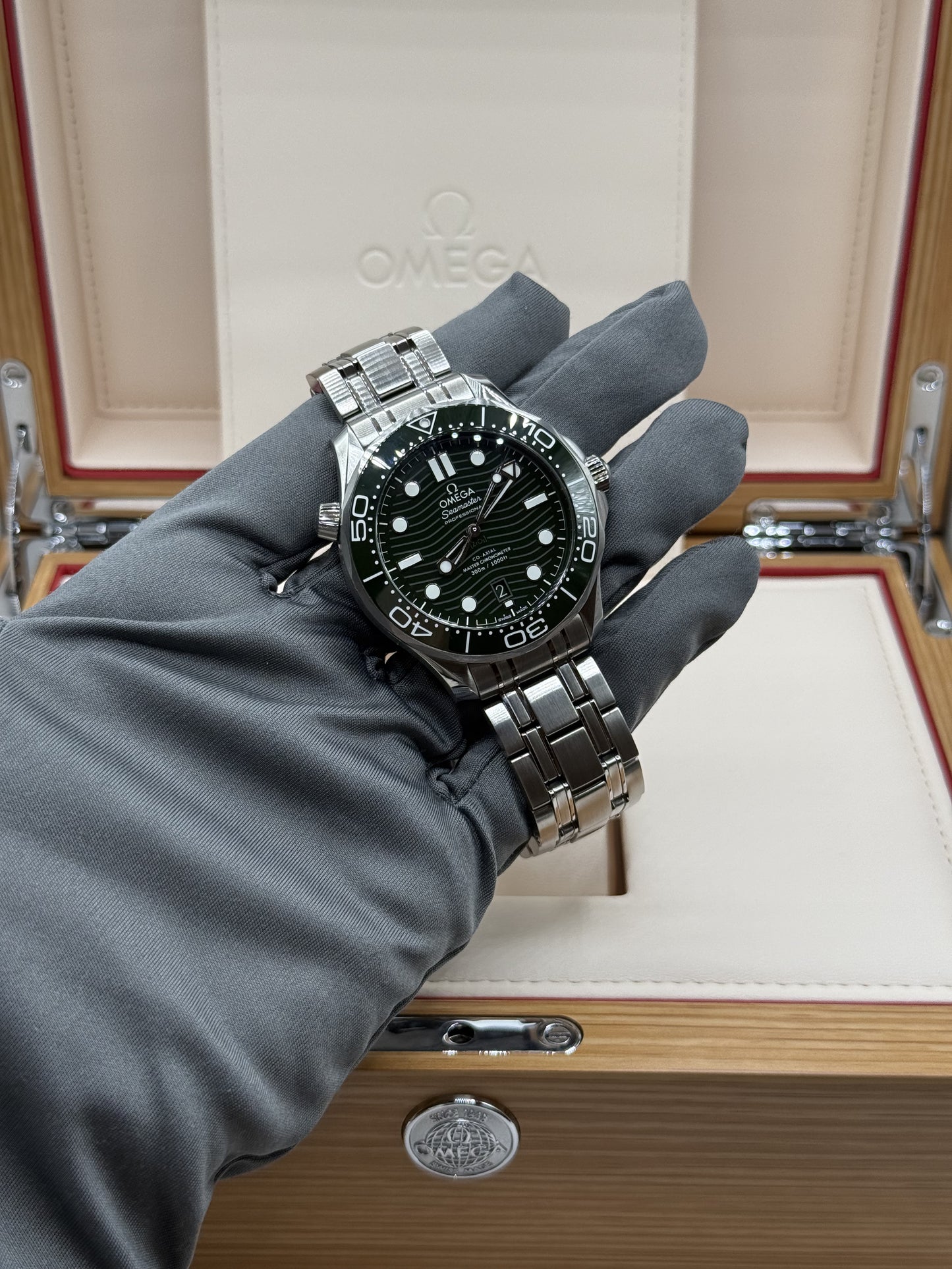 OMEGA SEAMASTER DIVER 300M 210.30.42.20.10.001 ANNO 2024