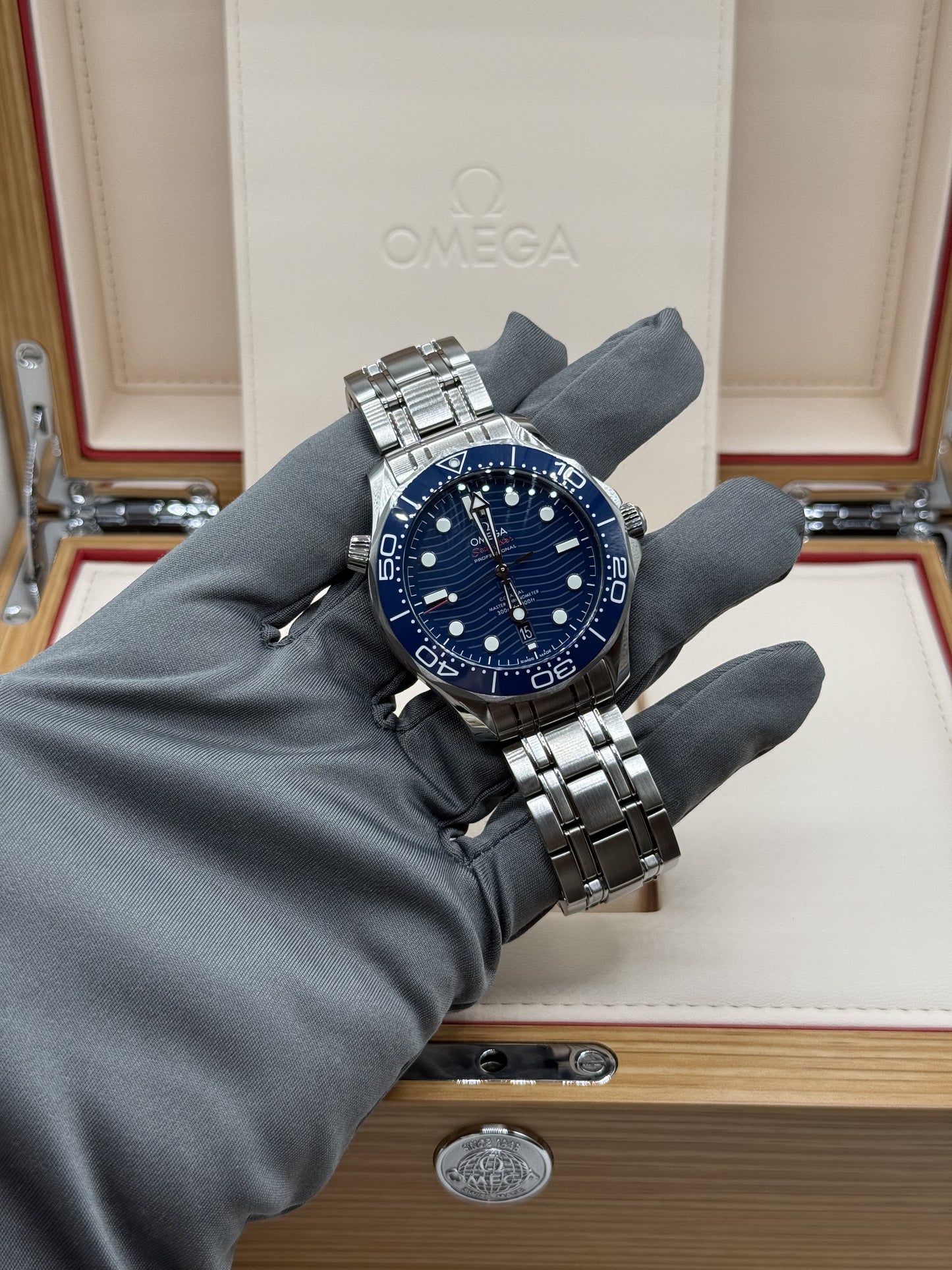 OMEGA SEAMASTER DIVER 300M 210.30.42.20.03.001 ANNO 2024