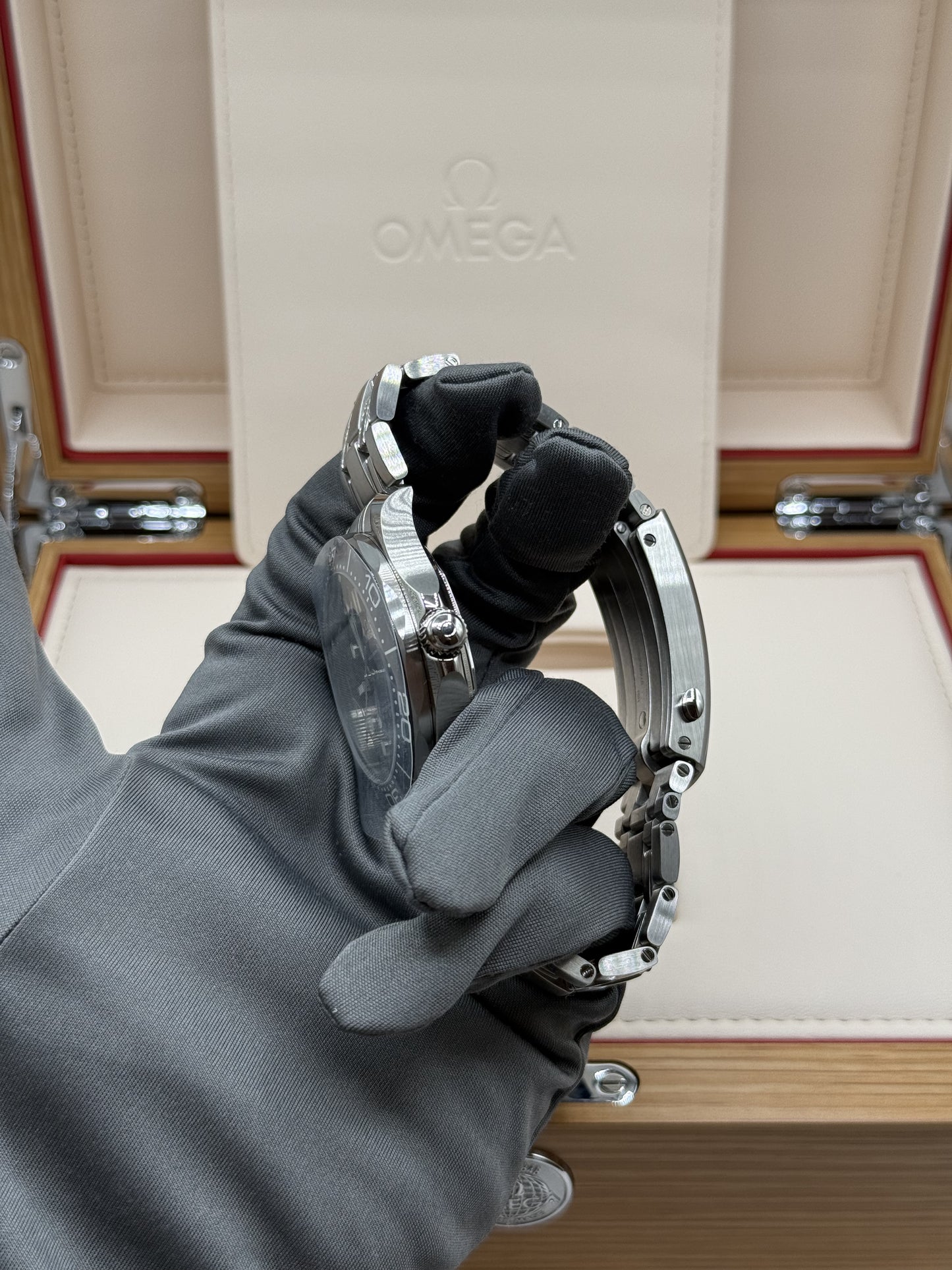 OMEGA SEAMASTER DIVER 300M 210.30.42.20.01.001 ANNO 2024