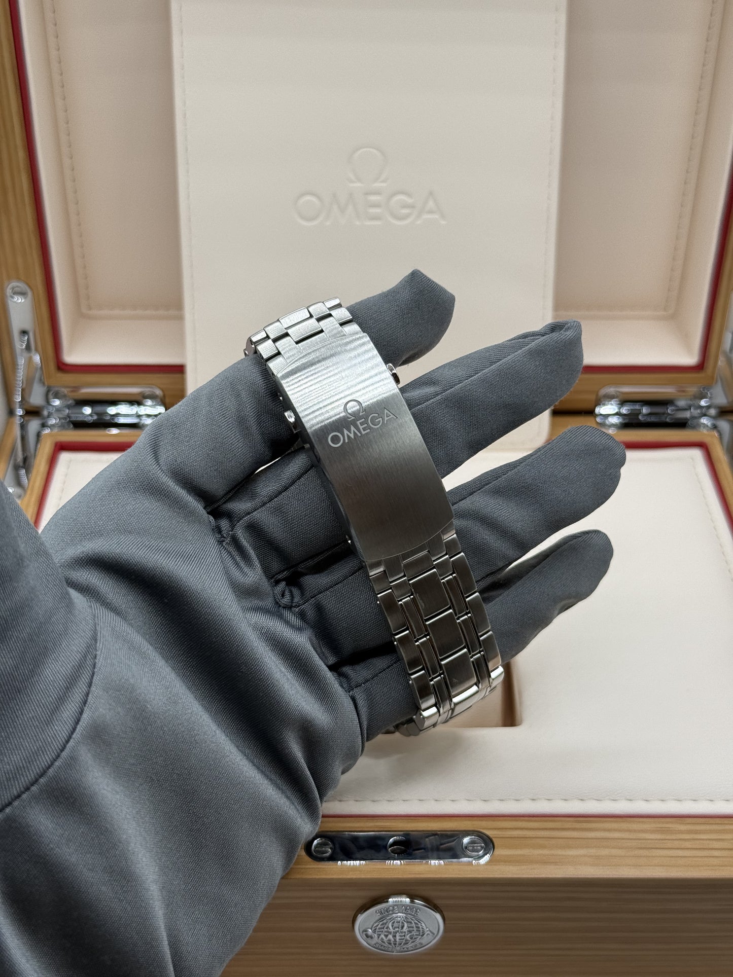 OMEGA SEAMASTER DIVER 300M 210.30.42.20.01.001 ANNO 2024