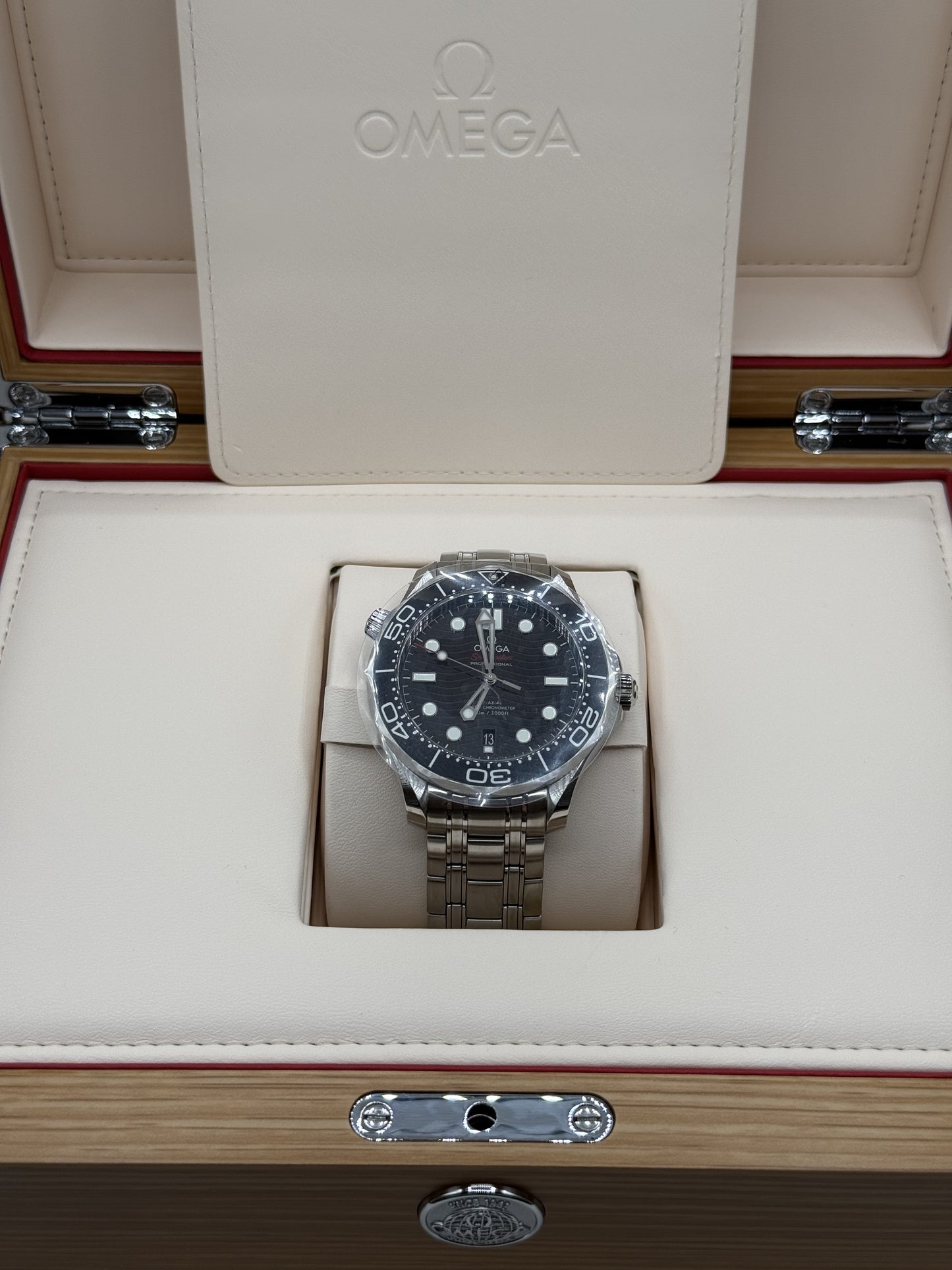 OMEGA SEAMASTER DIVER 300M 210.30.42.20.01.001 ANNO 2024