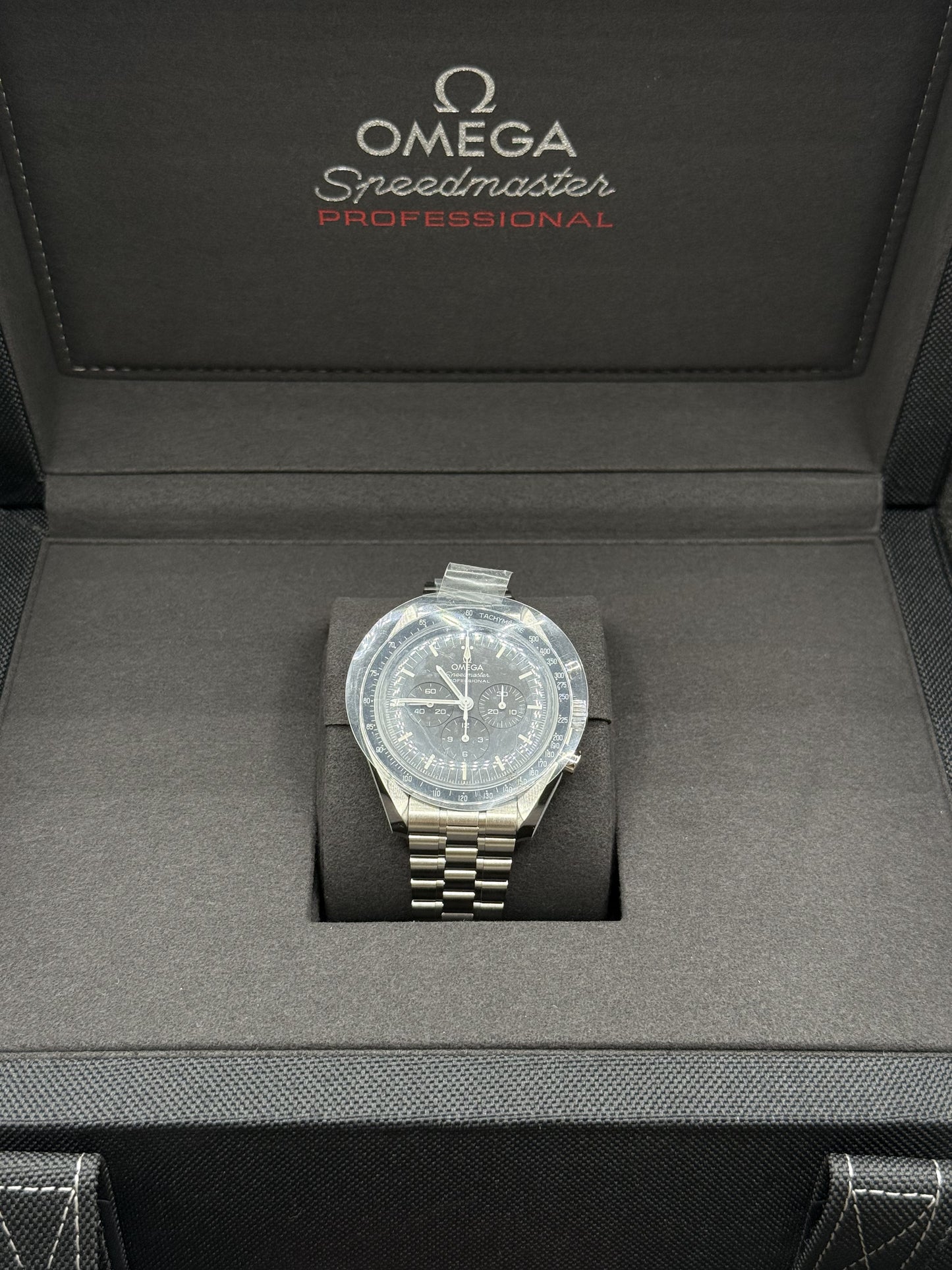 OMEGA SPEEDMASTER MOONWATCH 310.30.42.50.01.001 ANNO 2024
