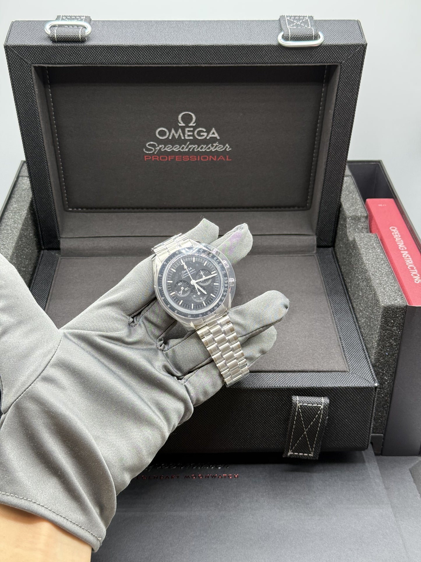 OMEGA SPEEDMASTER MOONWATCH 310.30.42.50.01.002 ANNO 2024